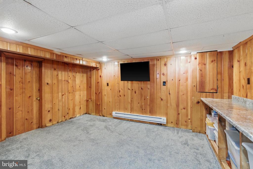 19 Melanie Dr