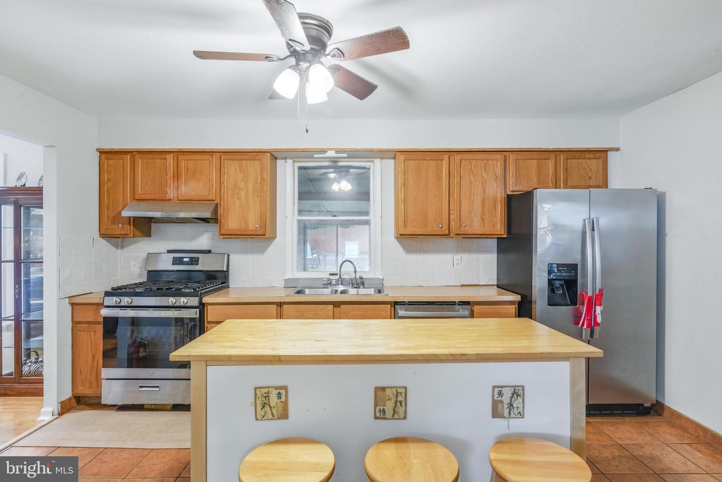 19 Melanie Dr