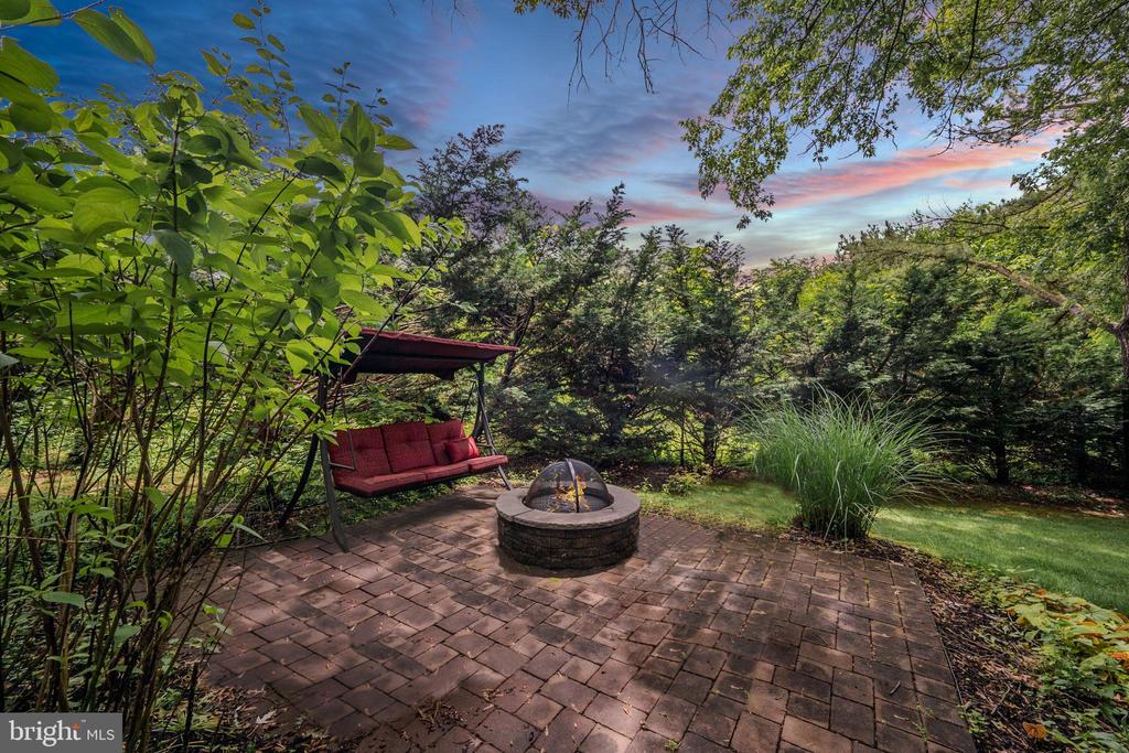 1020 White Birch Dr