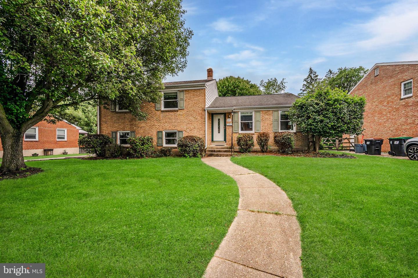 17 Ferncliff Rd