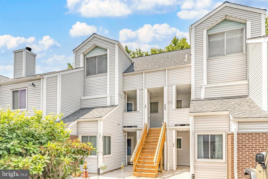 207 Michelle Ct