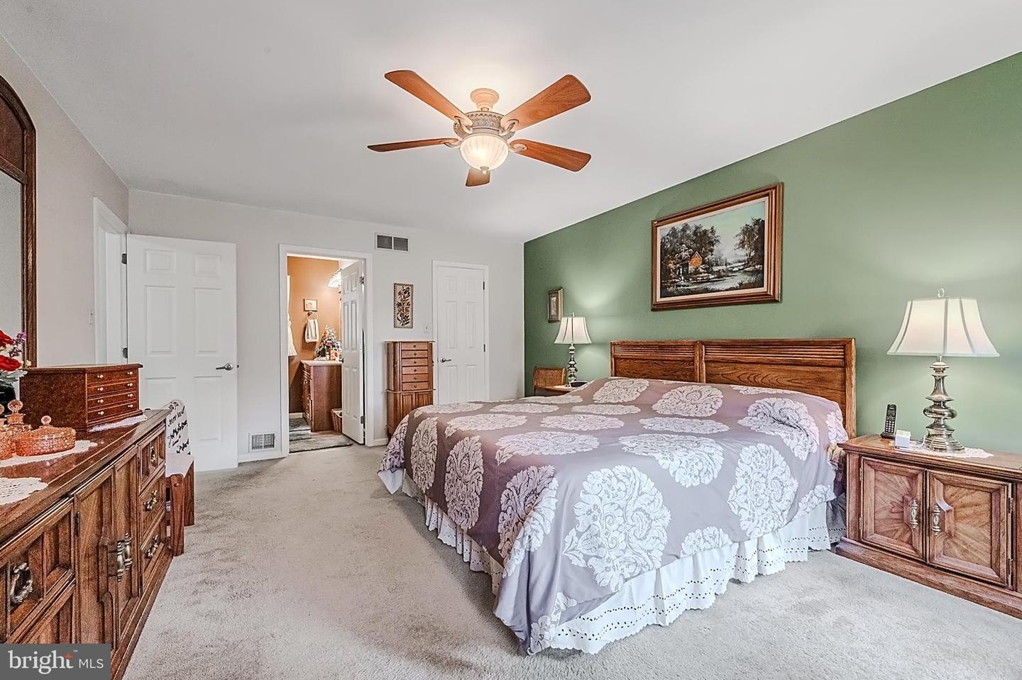 12 Pierson Dr