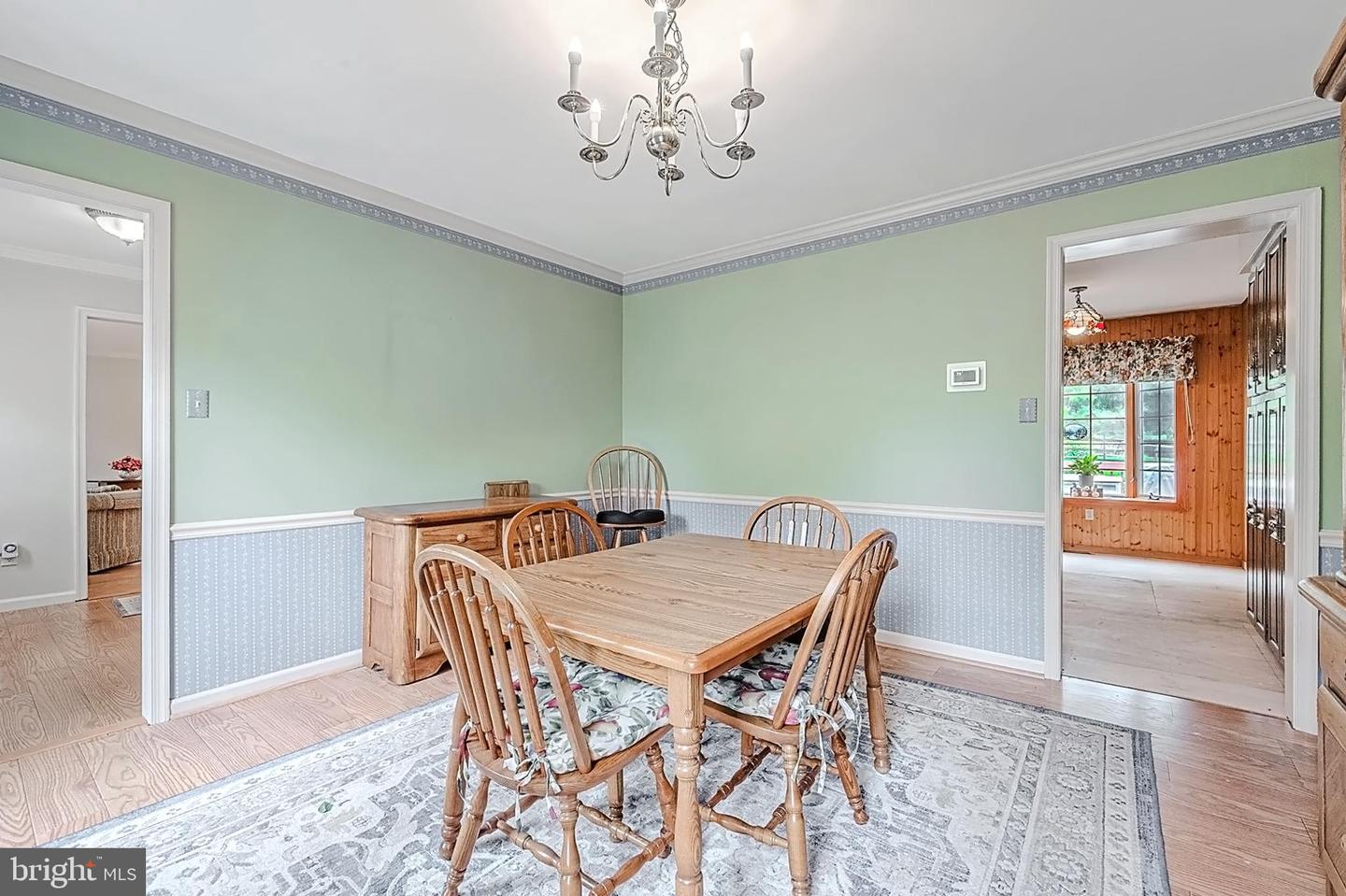 12 Pierson Dr