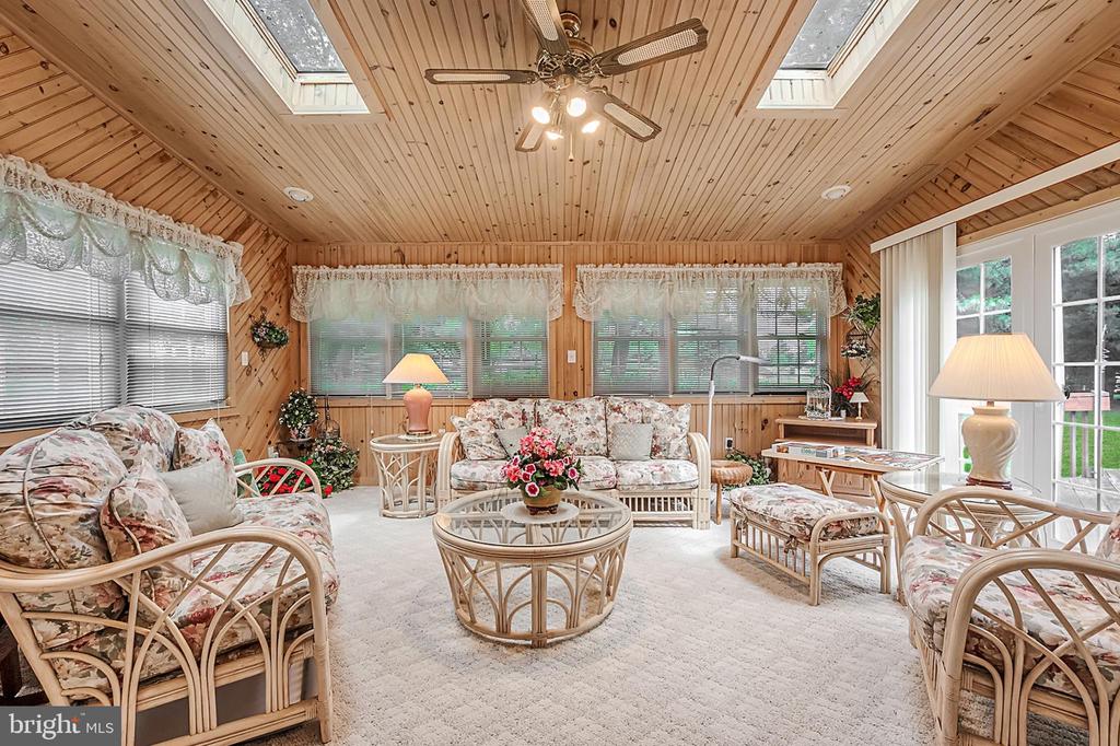 12 Pierson Dr