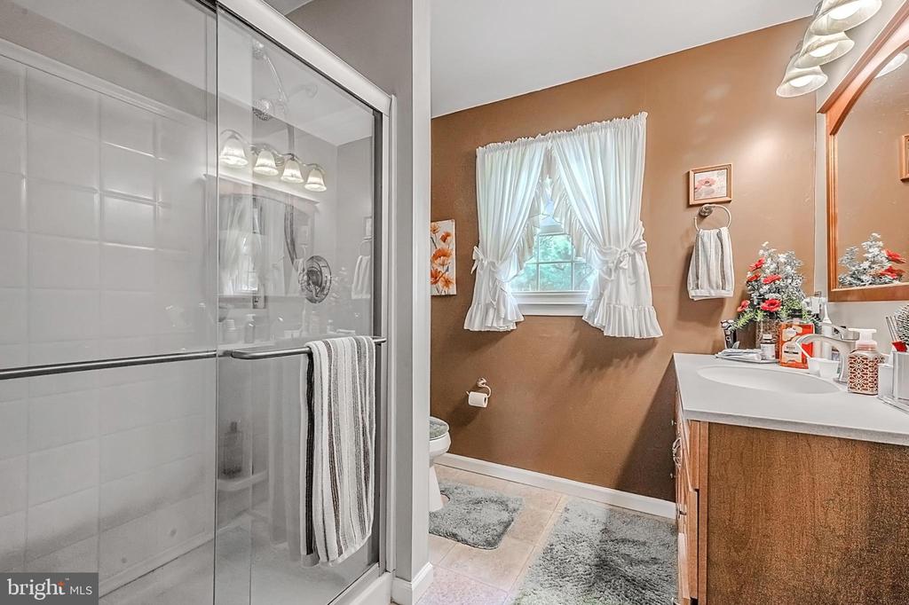 12 Pierson Dr