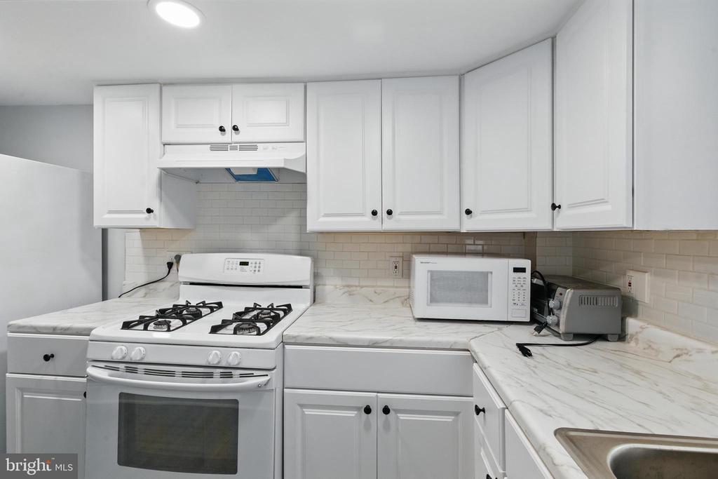 22 S Pennewell Dr