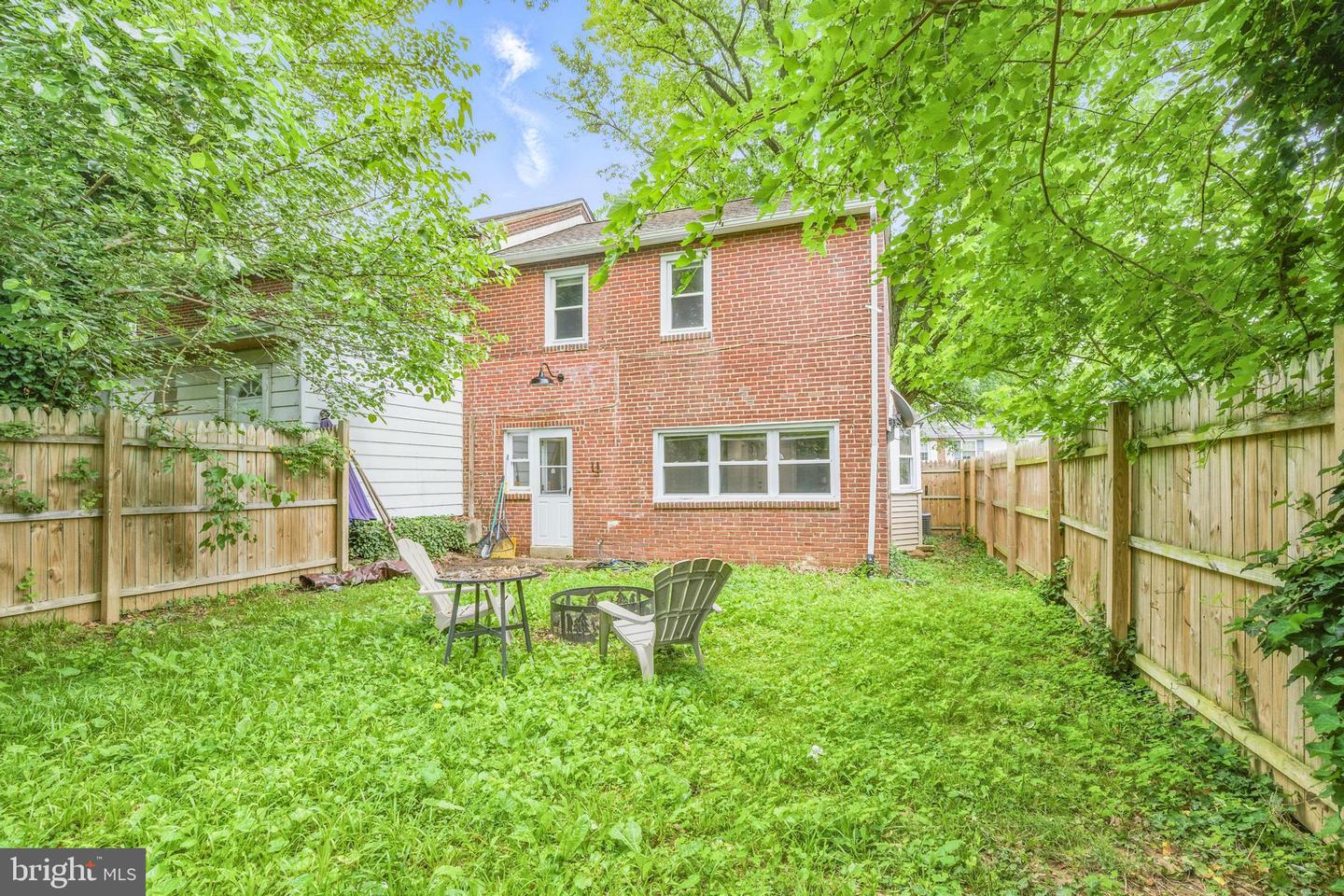 22 S Pennewell Dr