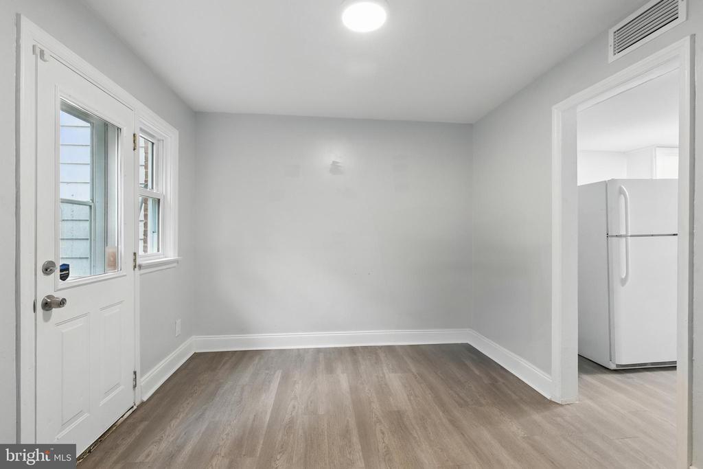 22 S Pennewell Dr