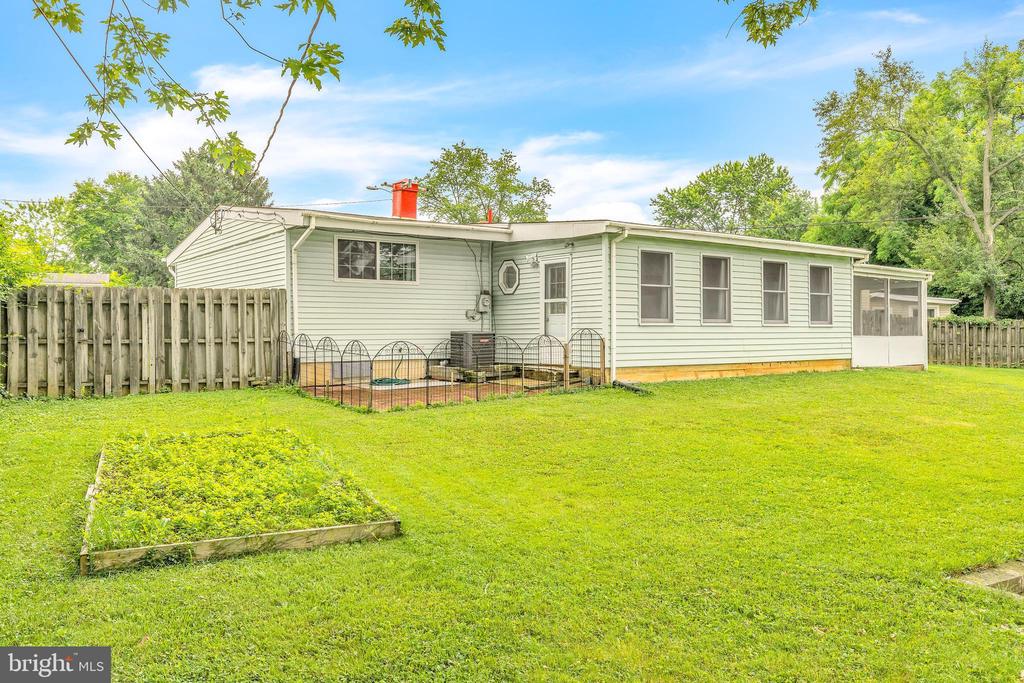 31 Mavista Cir