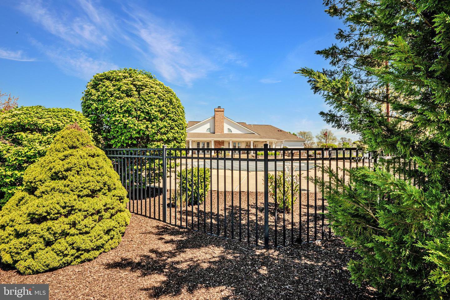 51 Springmill Dr