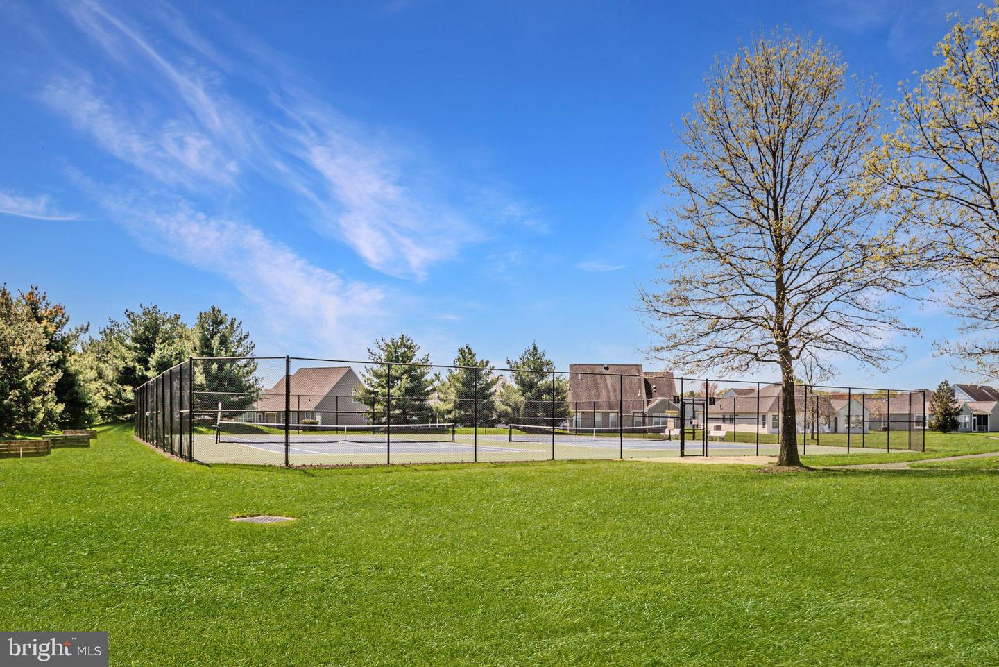 51 Springmill Dr