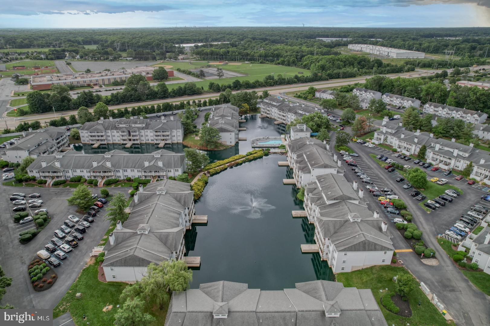 2902 Waters Edge Dr #261