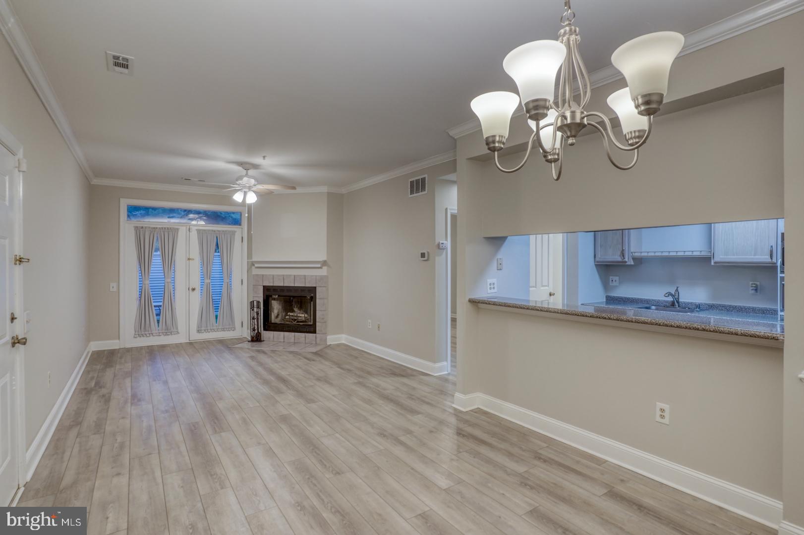 2902 Waters Edge Dr #261