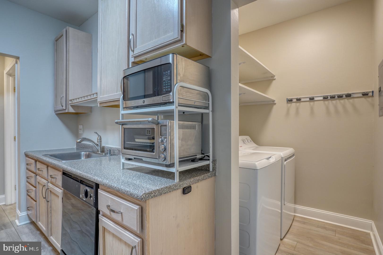 2902 Waters Edge Dr #261