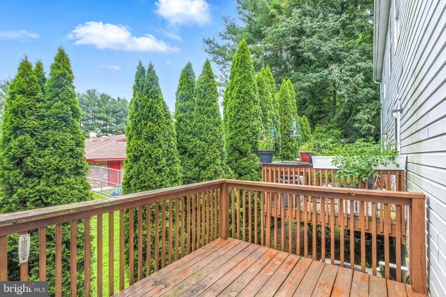 111 GATEWAY DR
