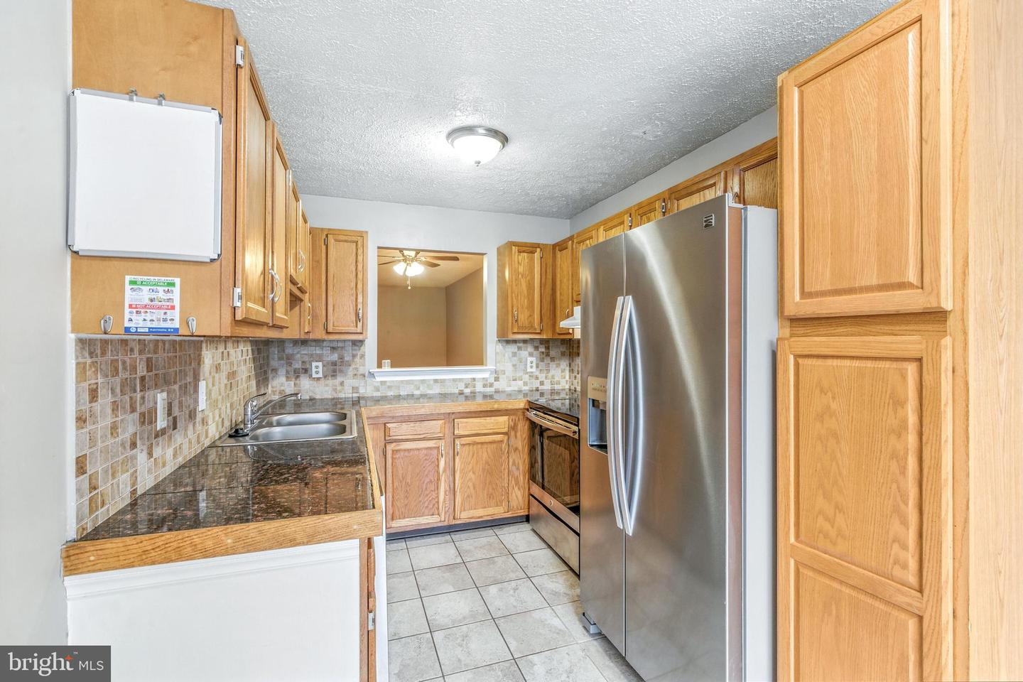 111 GATEWAY DR