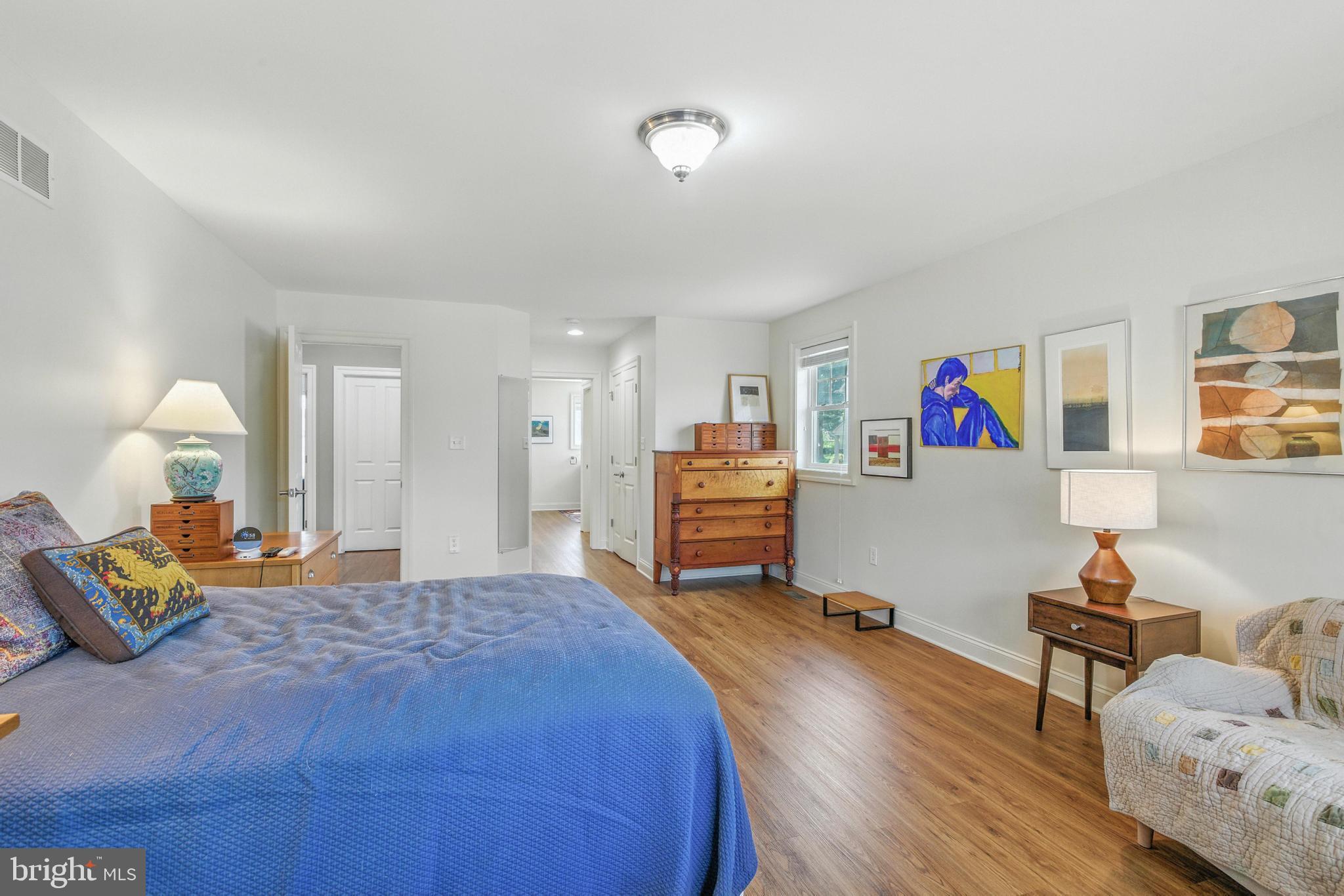 2504 Cedar Ave