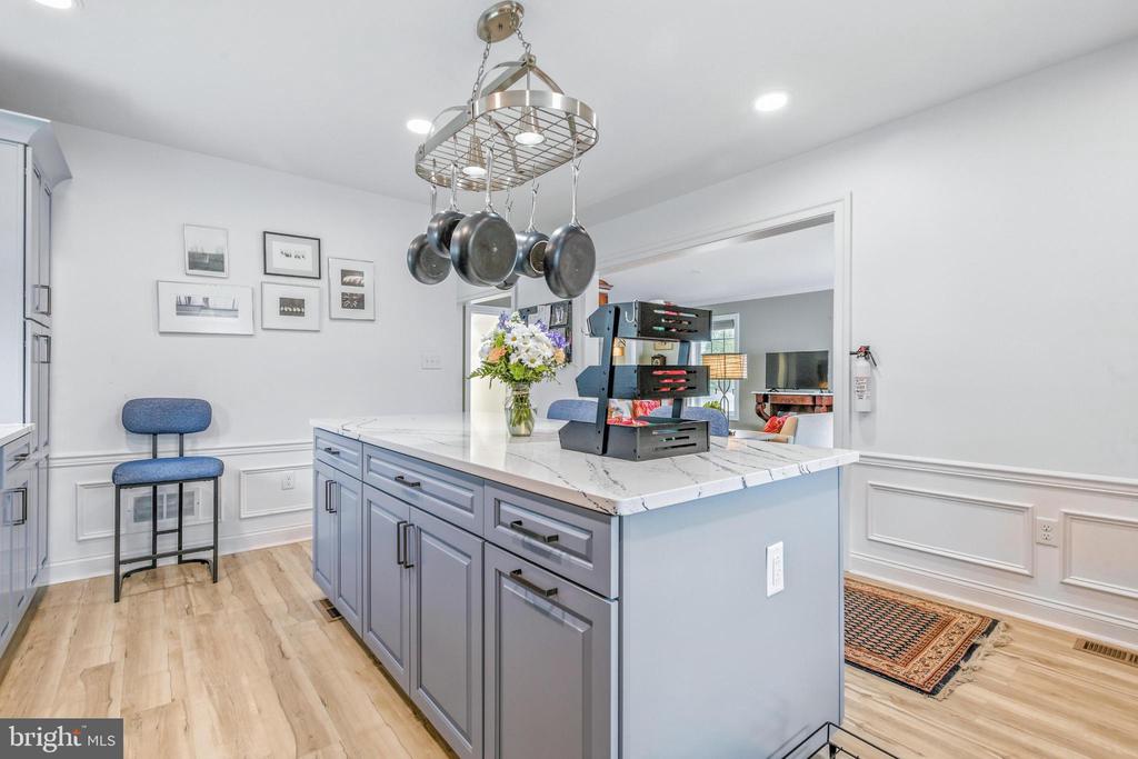 2504 Cedar Ave