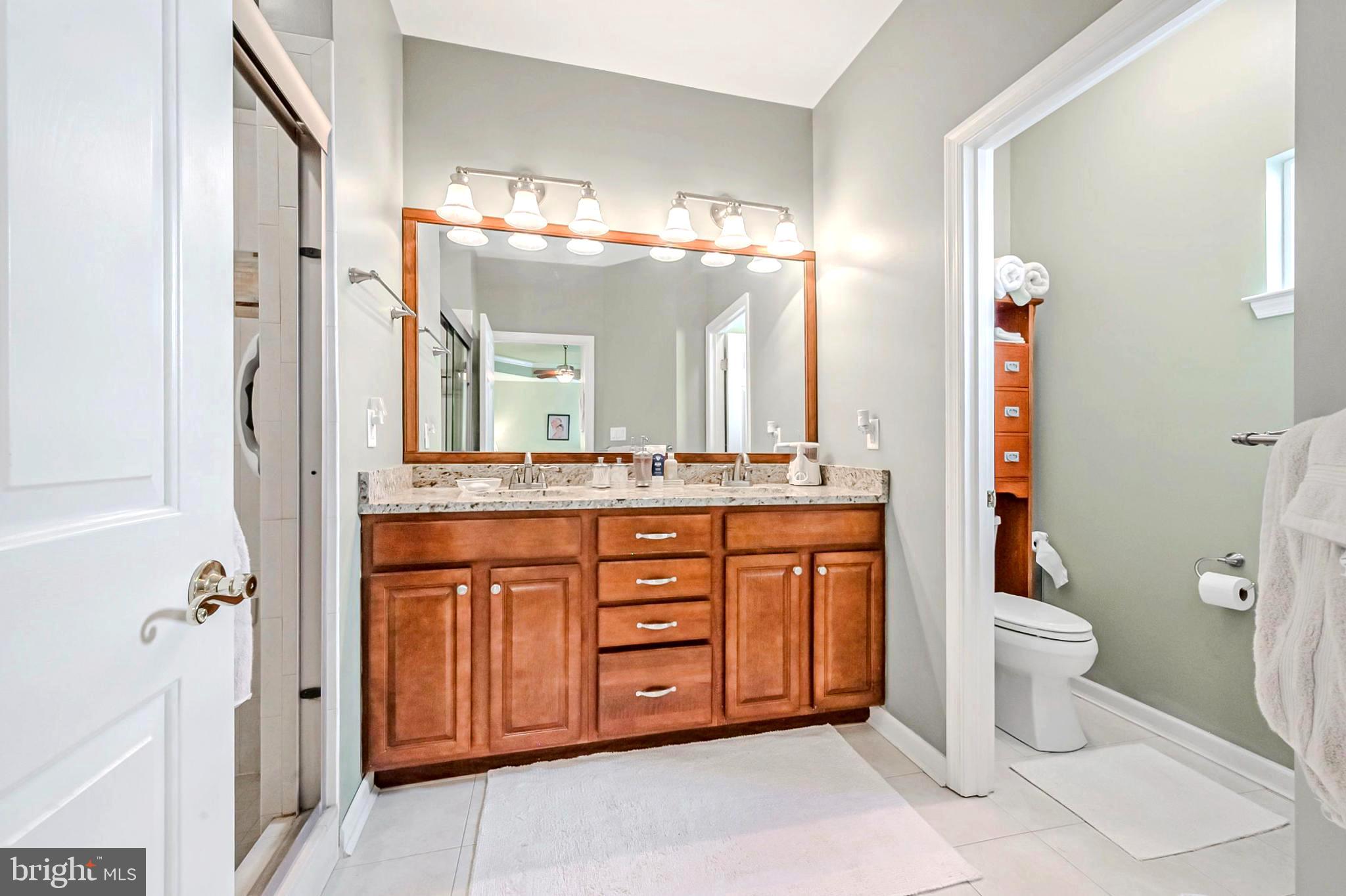 218 Glenshee Dr