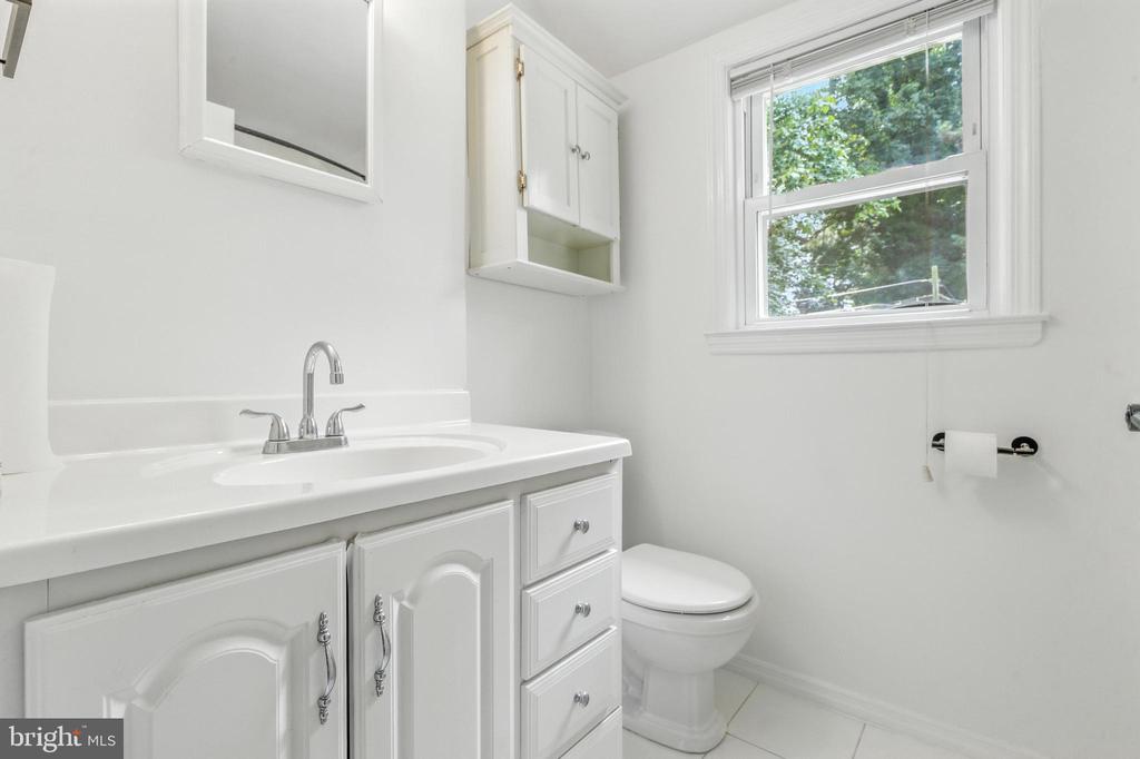 313 Forest Dr