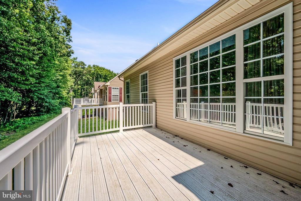 102 Springmill Dr