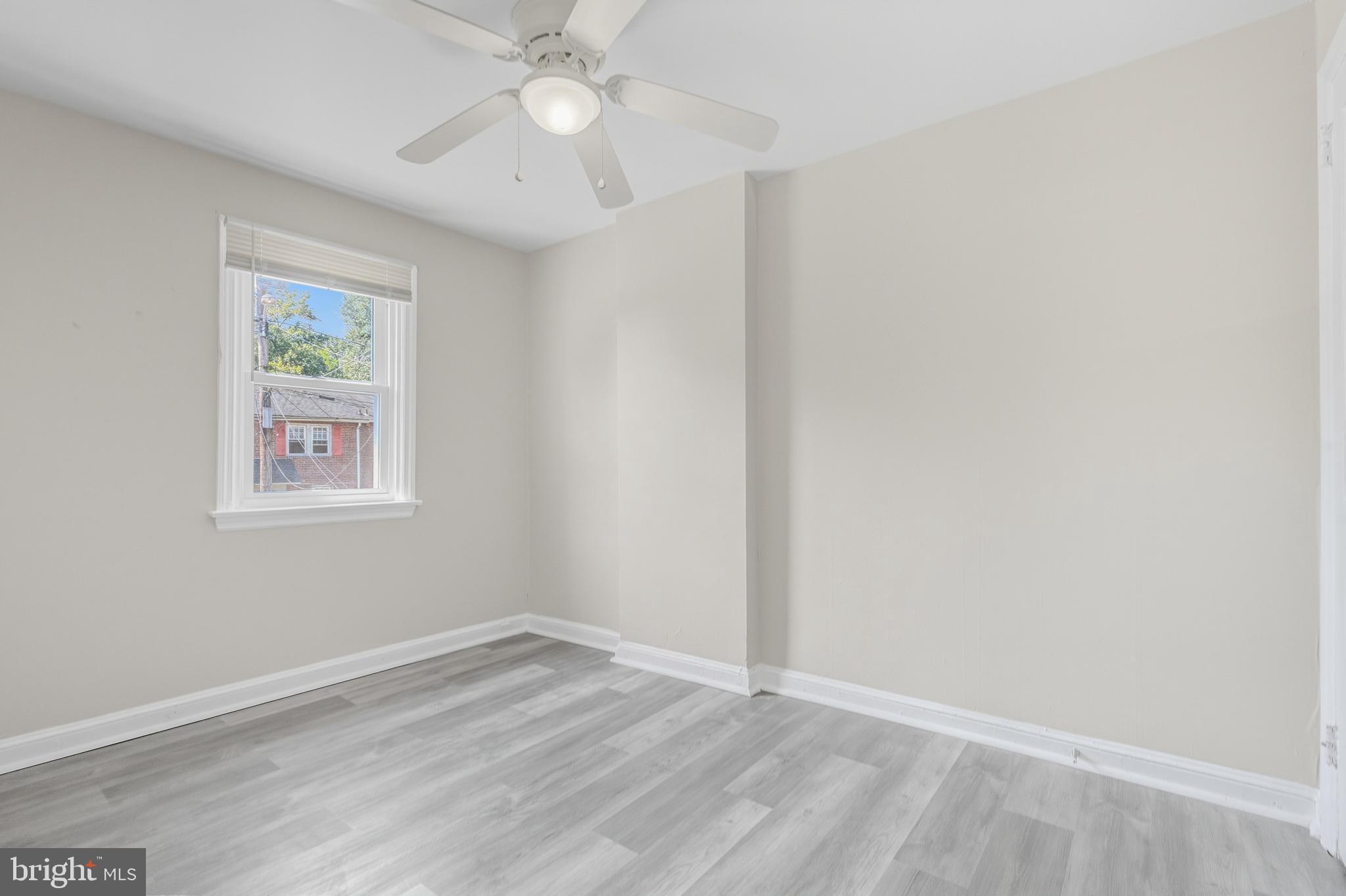 18 S PENNEWELL DRIVE
