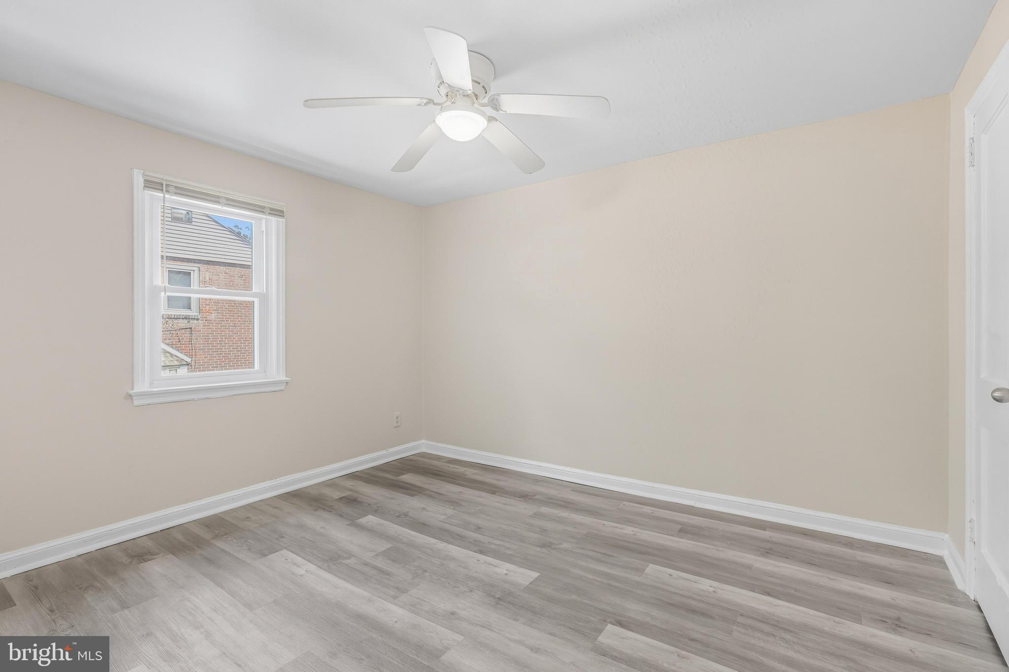 18 S PENNEWELL DRIVE