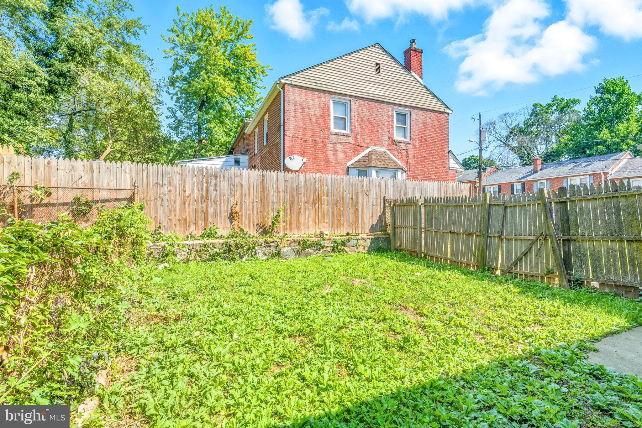 18 S PENNEWELL DRIVE