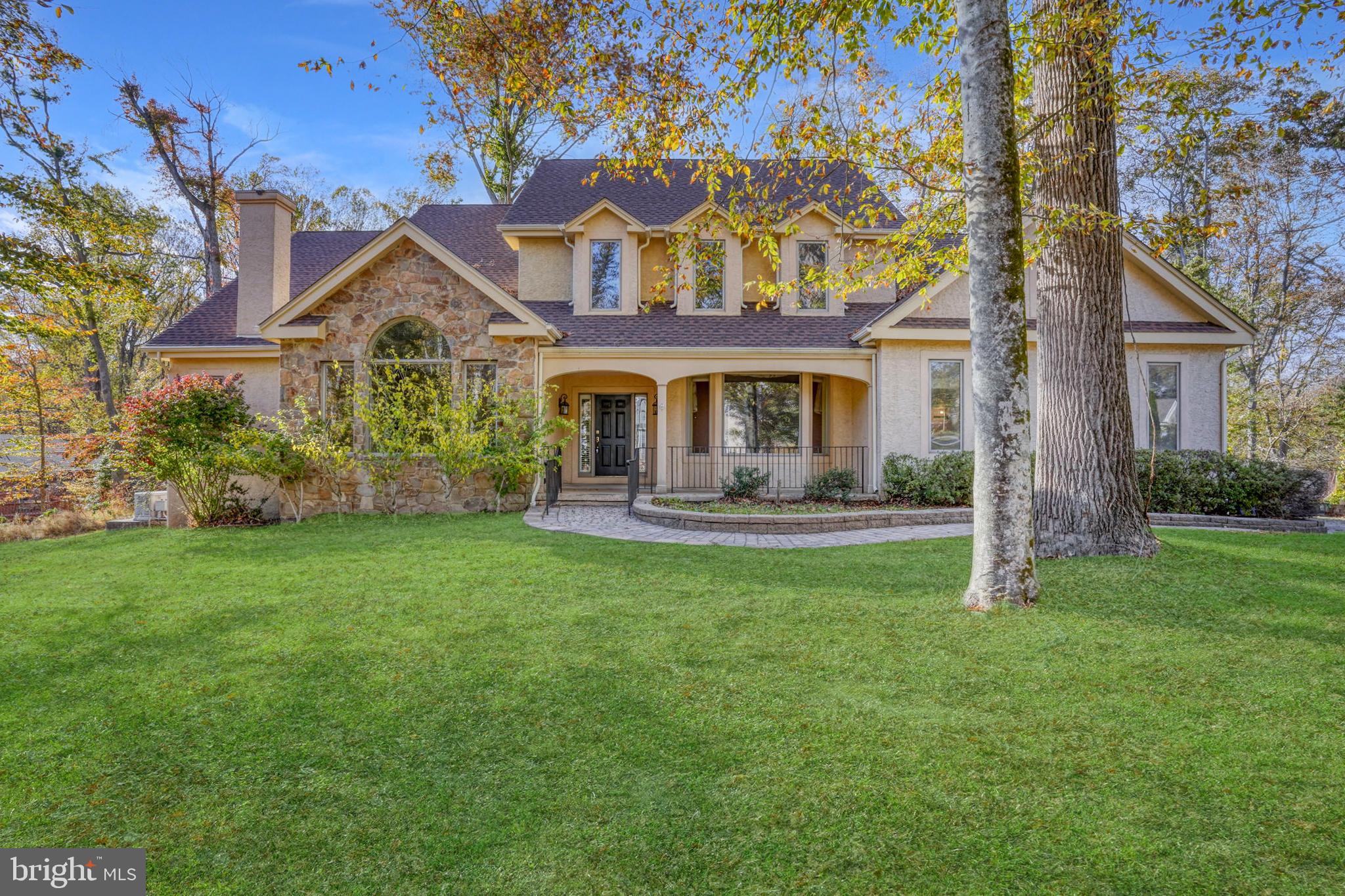 15 KRAFFERT COURT