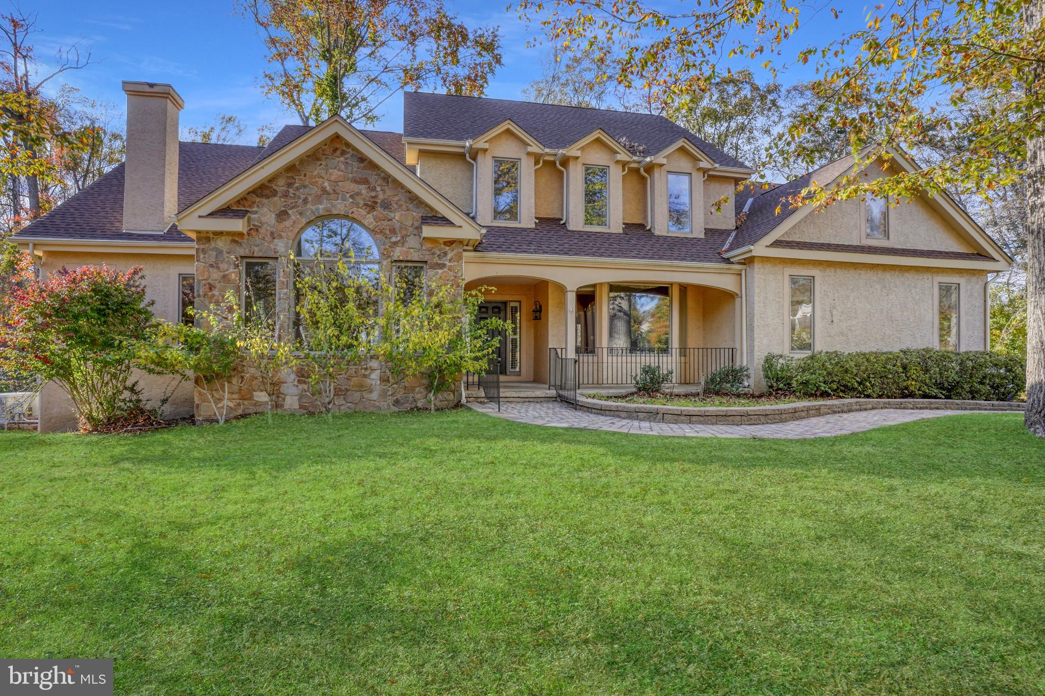 15 KRAFFERT COURT