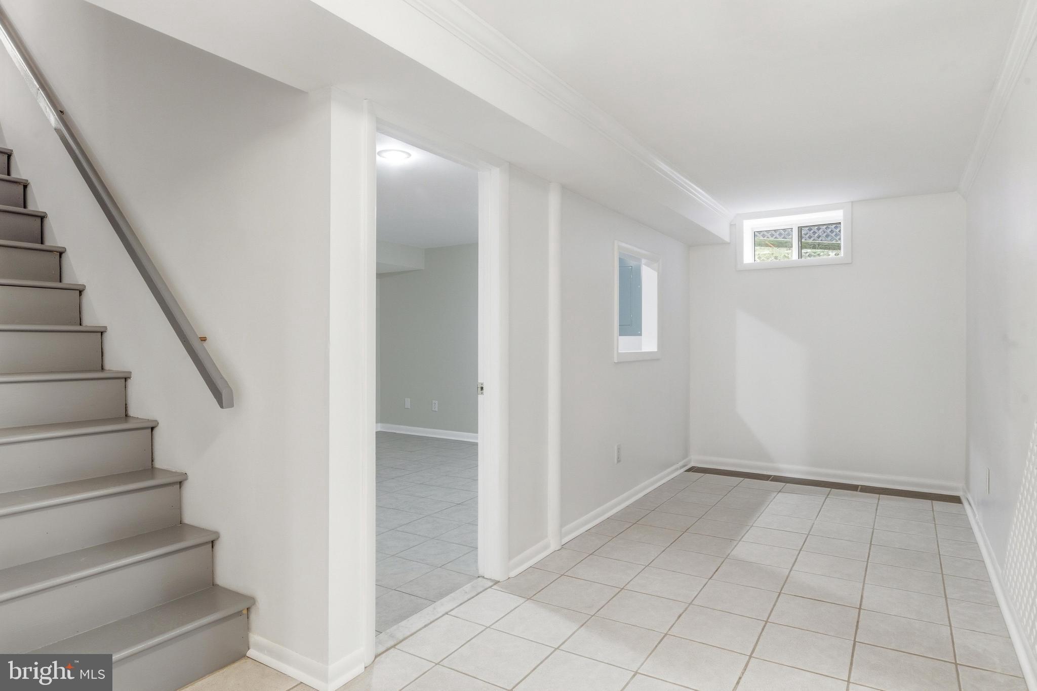 2623 E RIDING DRIVE
