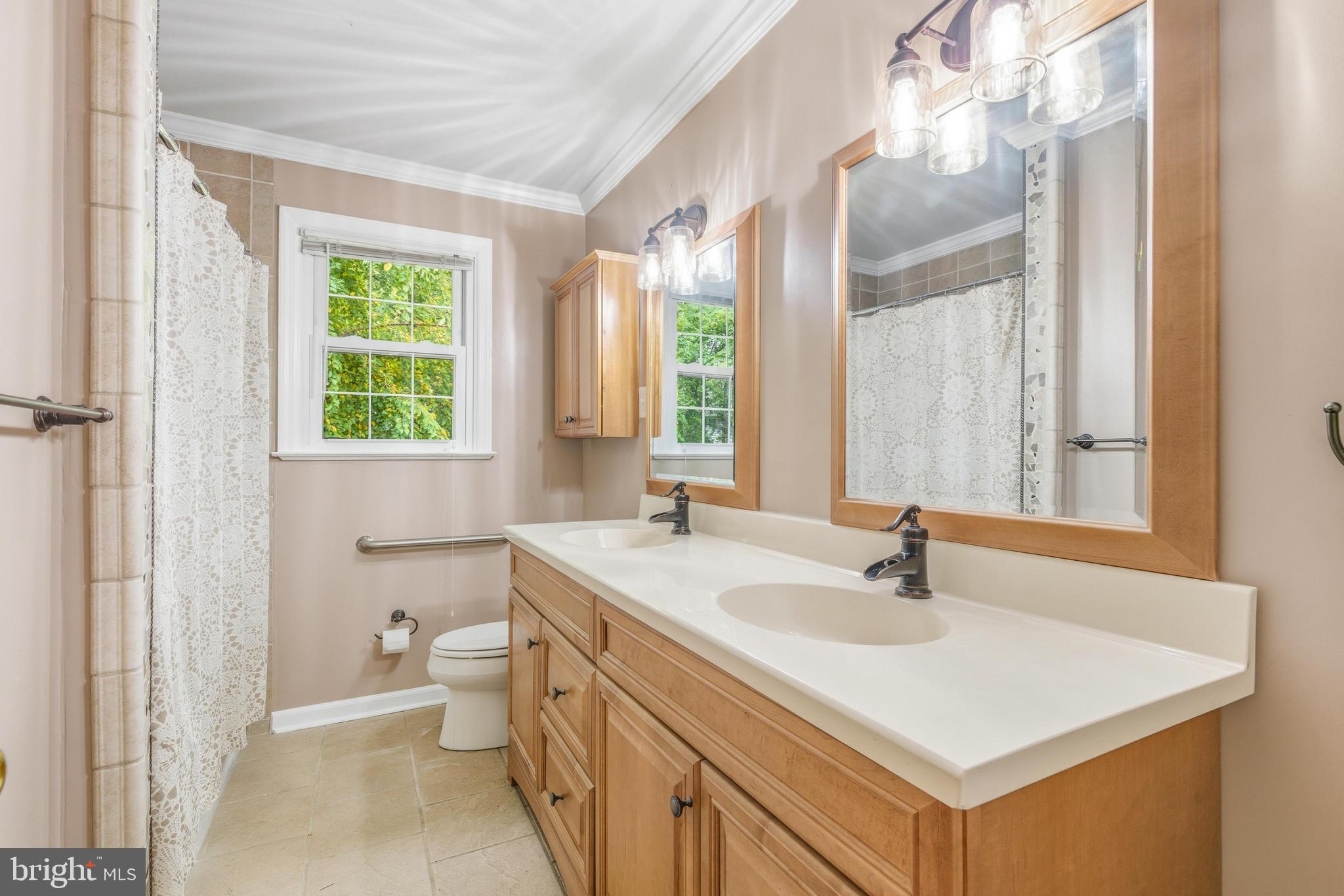 2623 E RIDING DRIVE