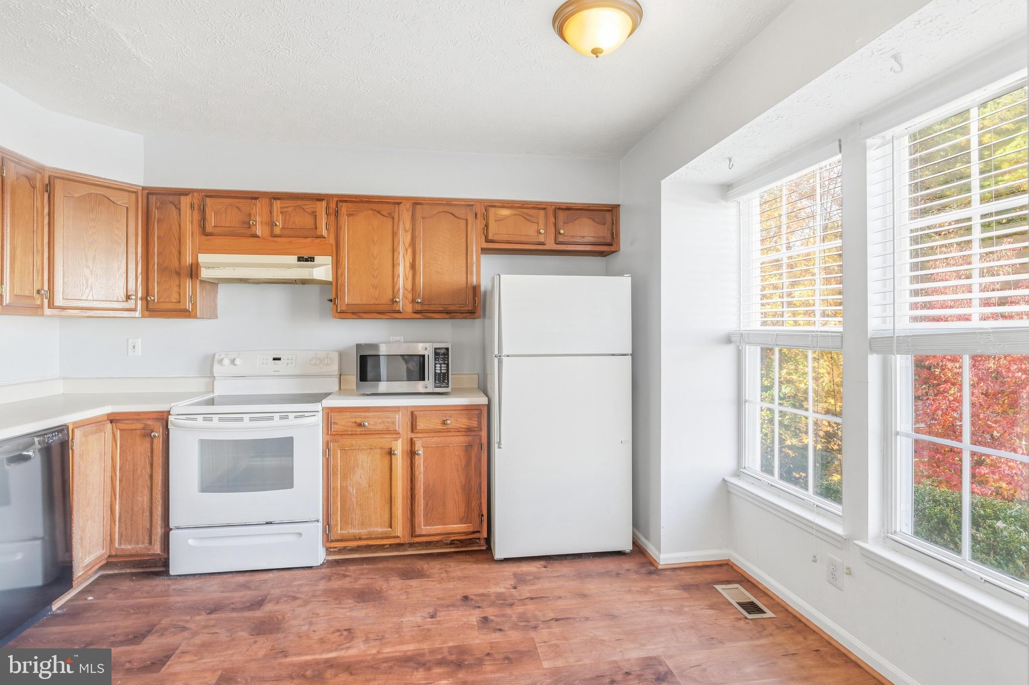 117 W SHETLAND COURT