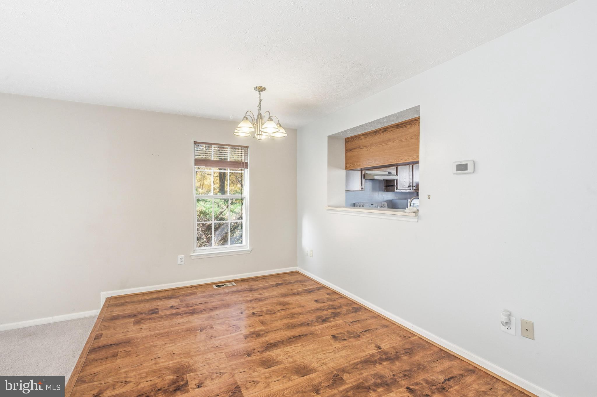 117 W SHETLAND COURT