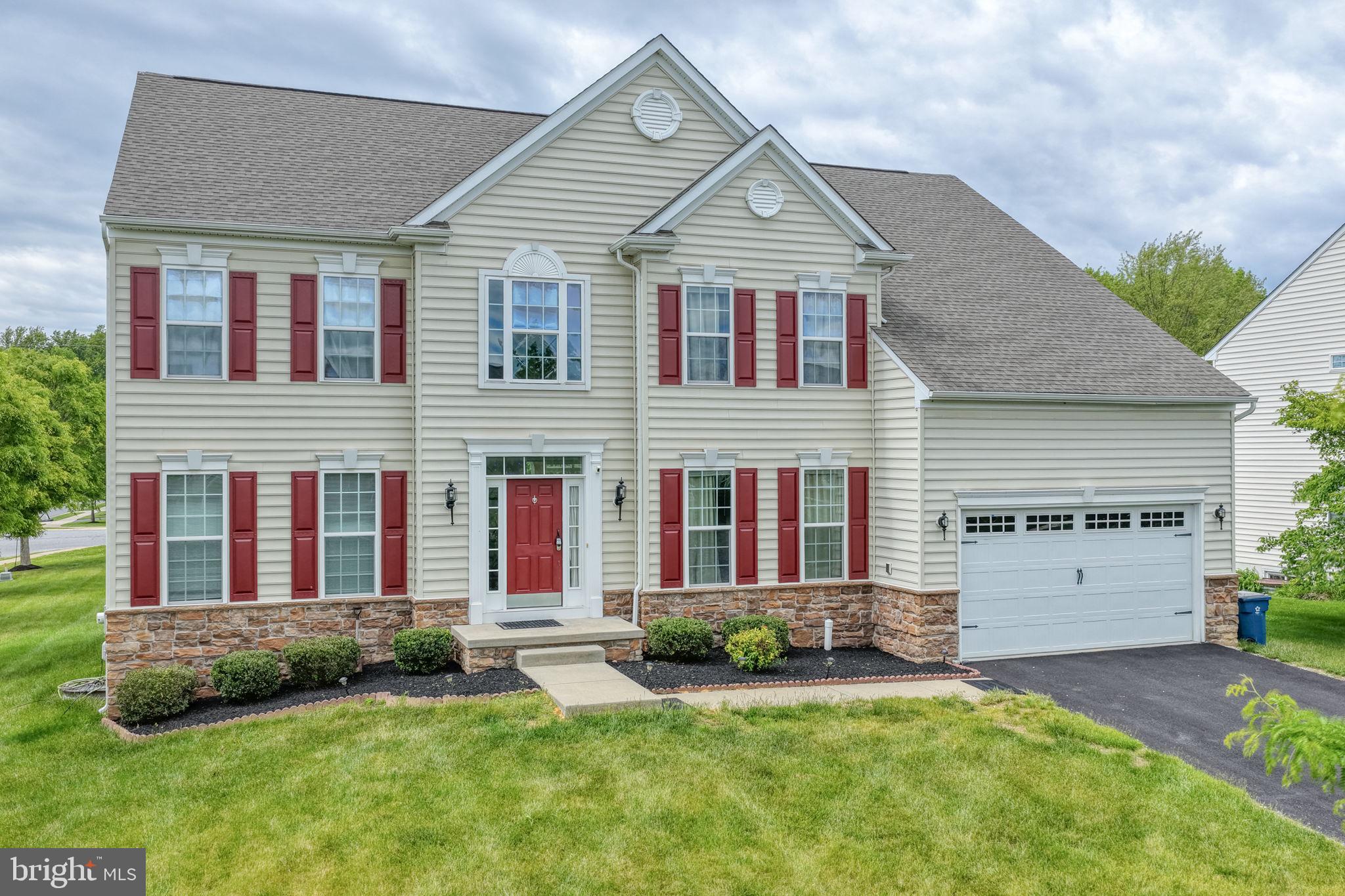 301 E FURROW LANE