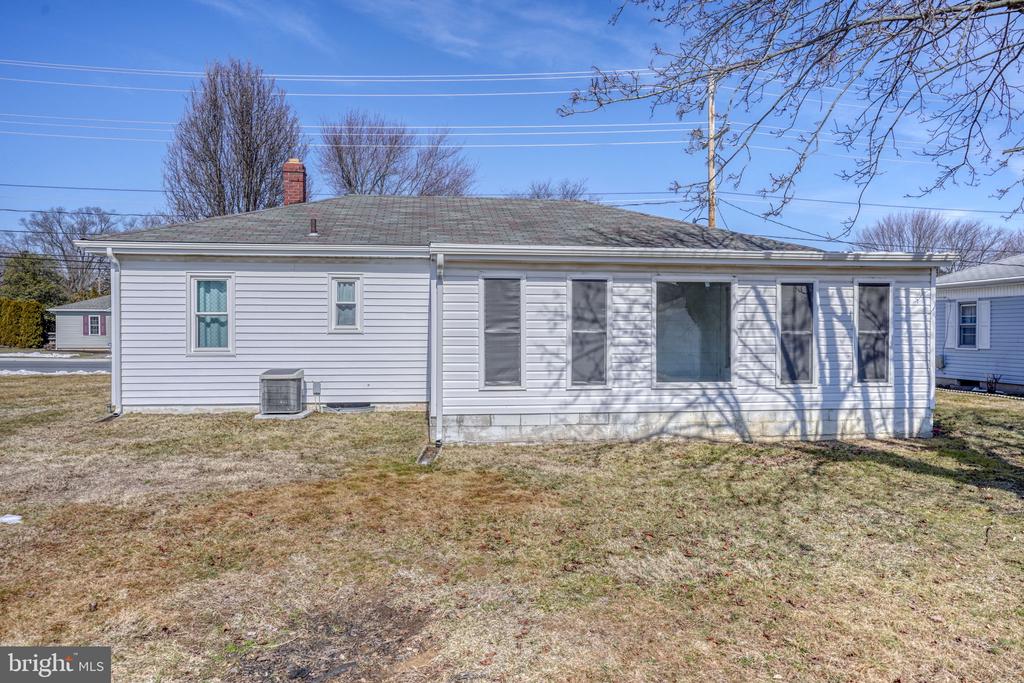 108 E COCHRAN STREET