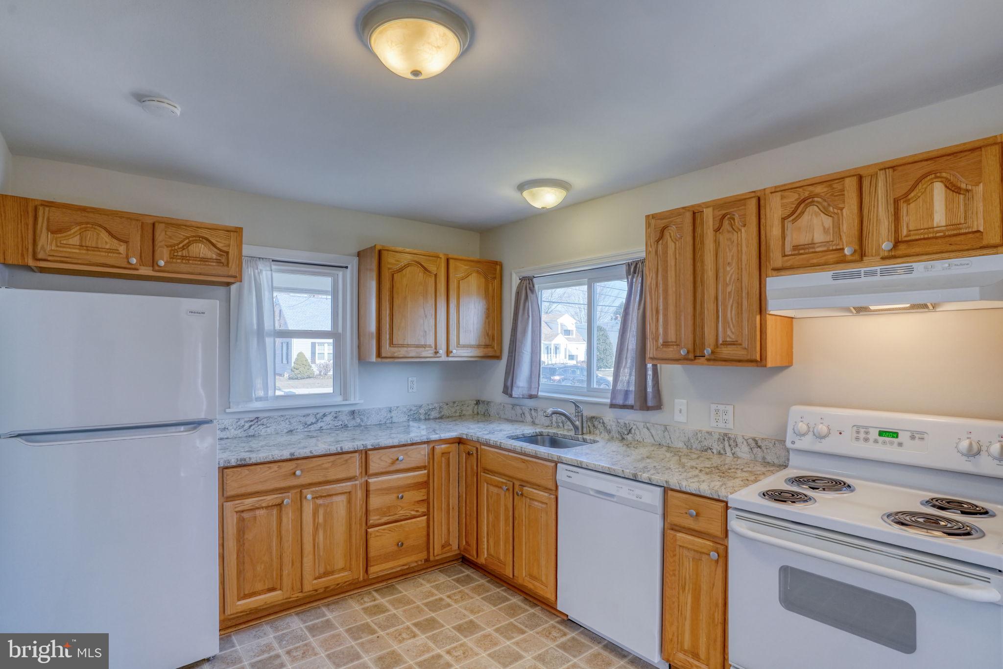 108 E COCHRAN STREET