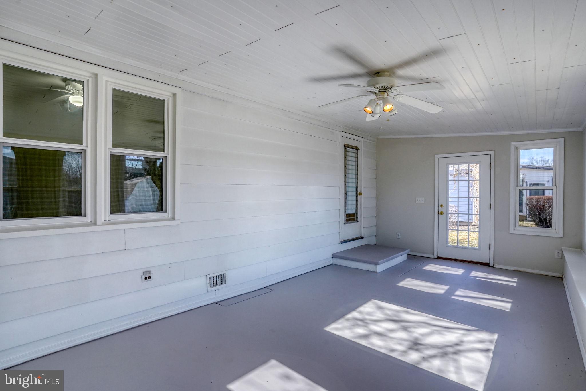 108 E COCHRAN STREET