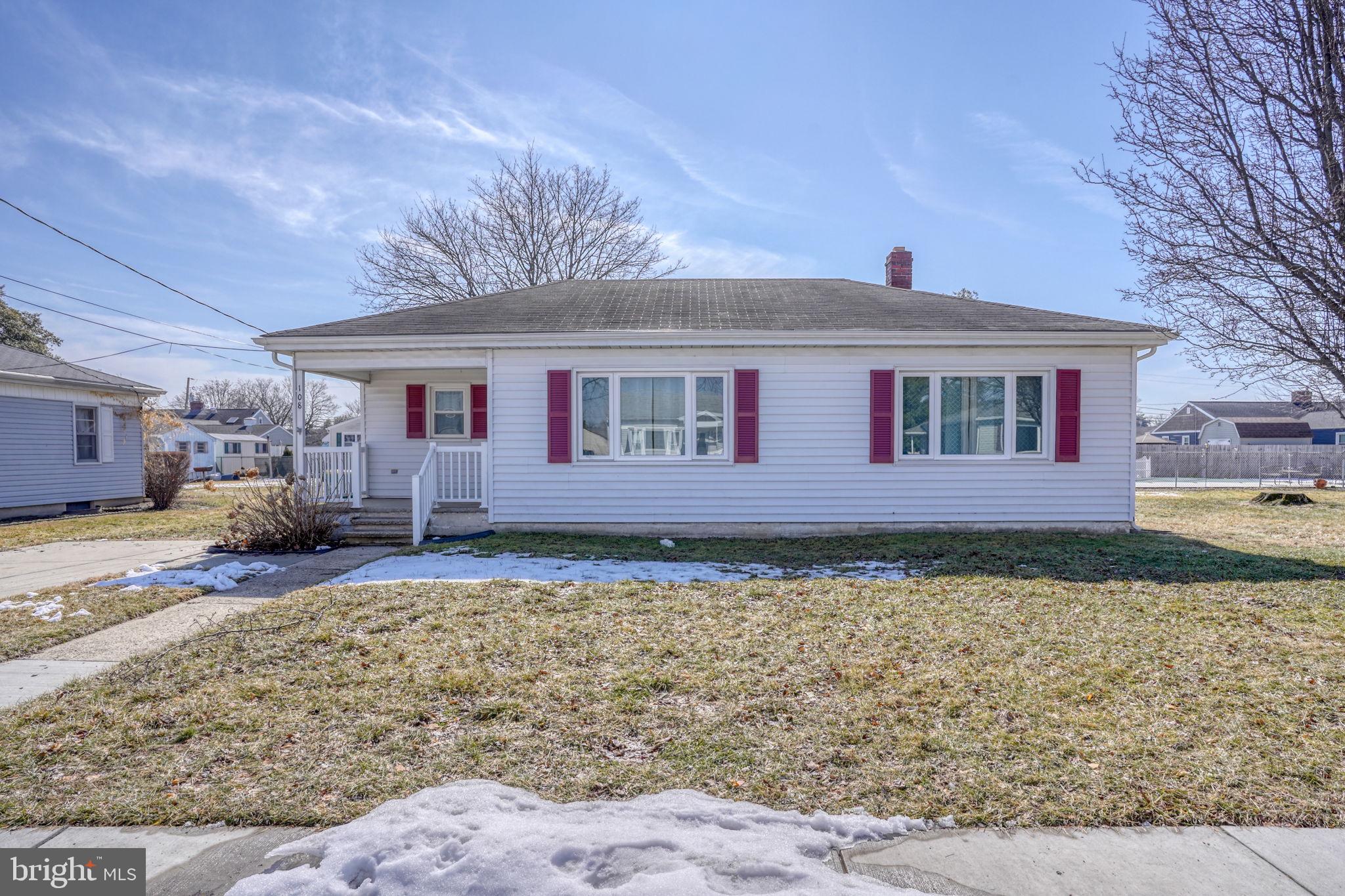 108 E COCHRAN STREET