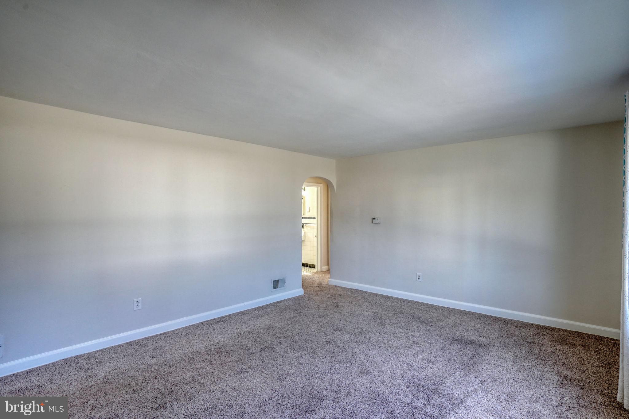 108 E COCHRAN STREET