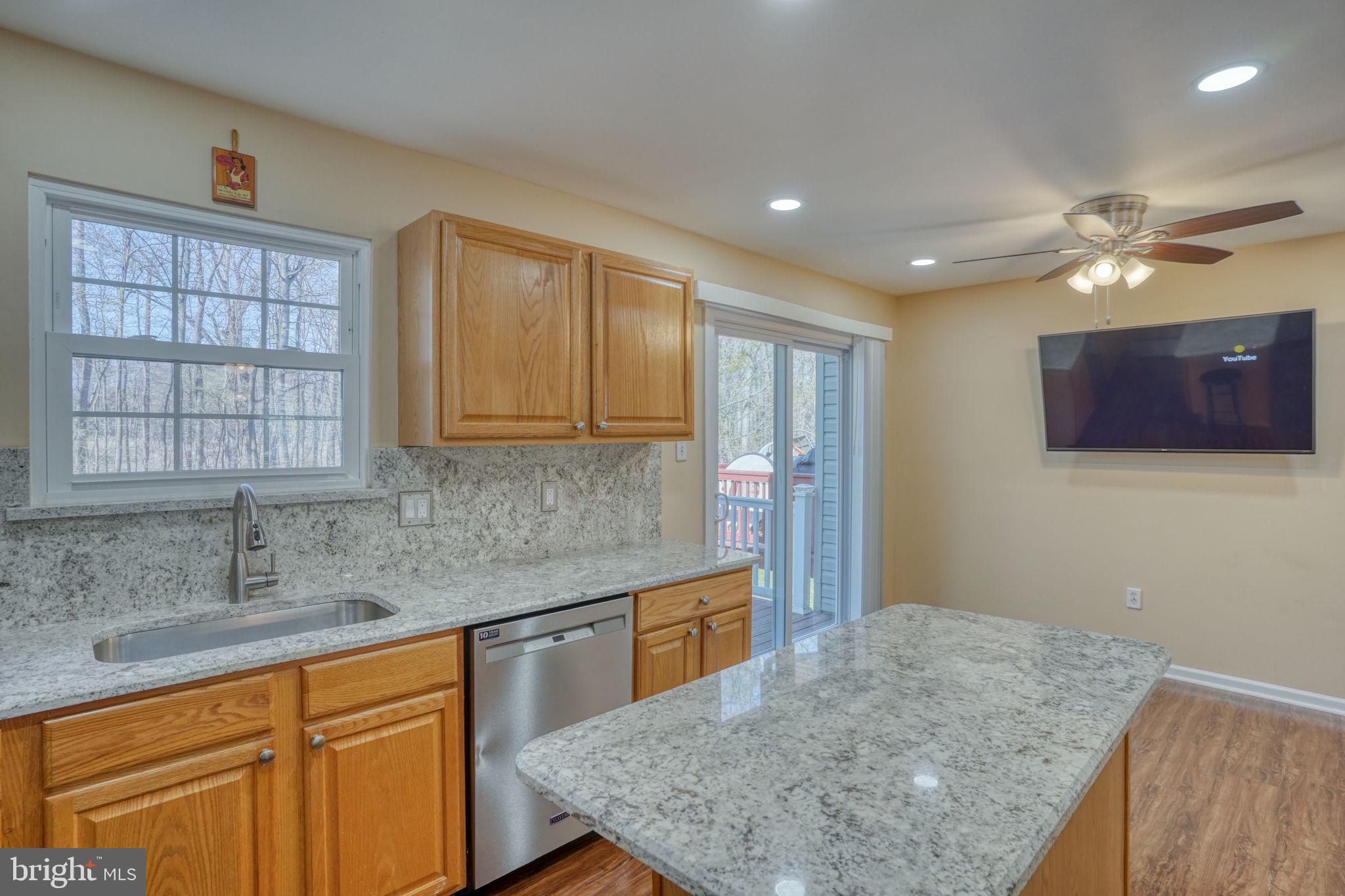 360 N BARRINGTON COURT