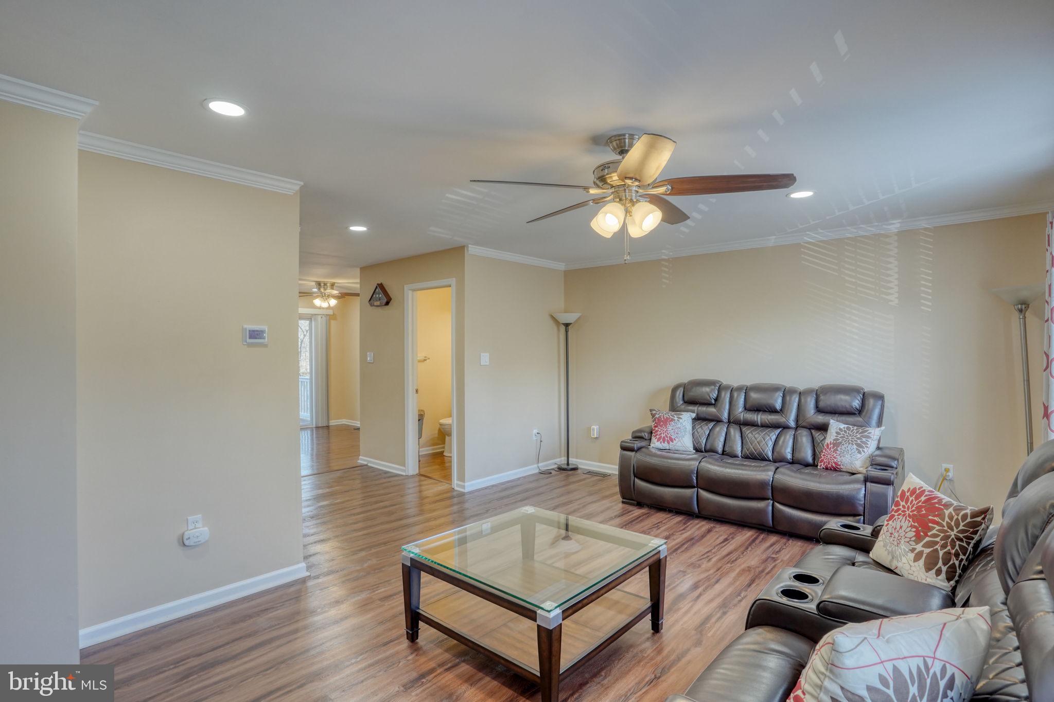 360 N BARRINGTON COURT