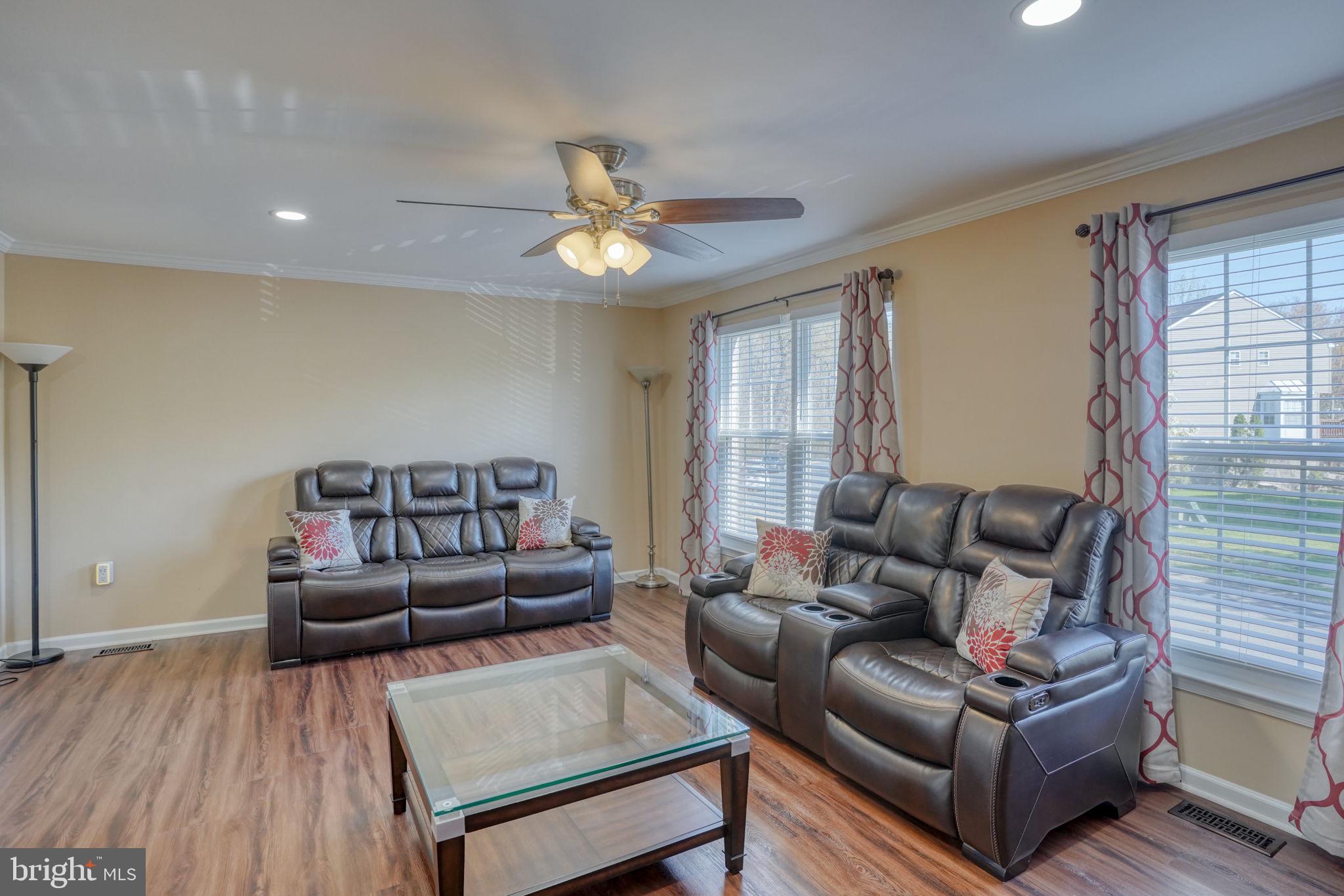 360 N BARRINGTON COURT