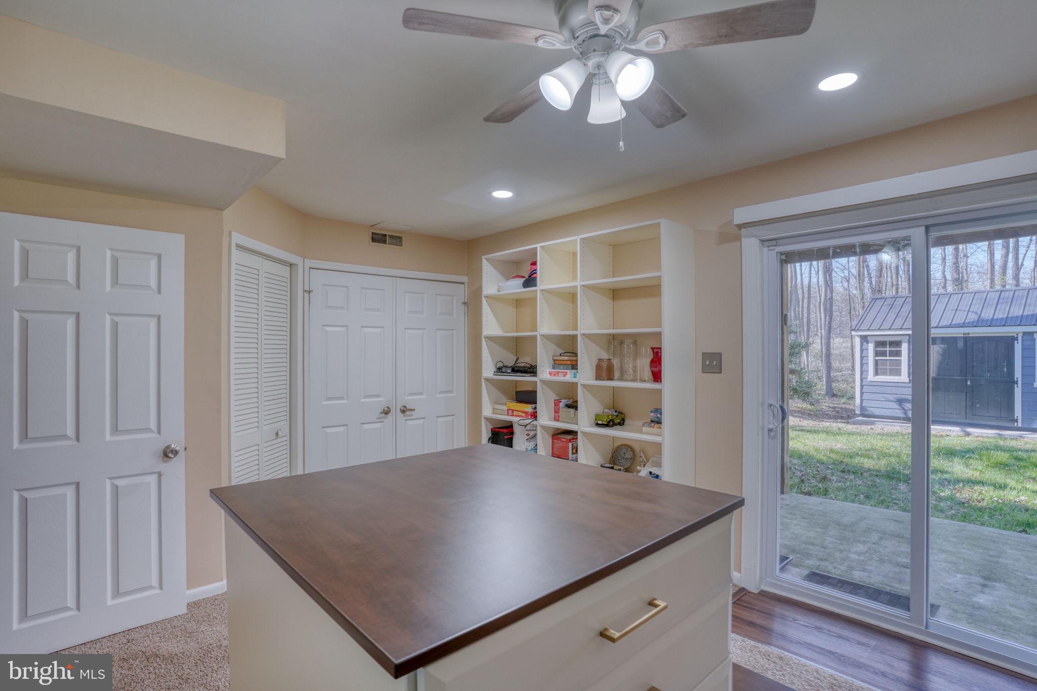 360 N BARRINGTON COURT