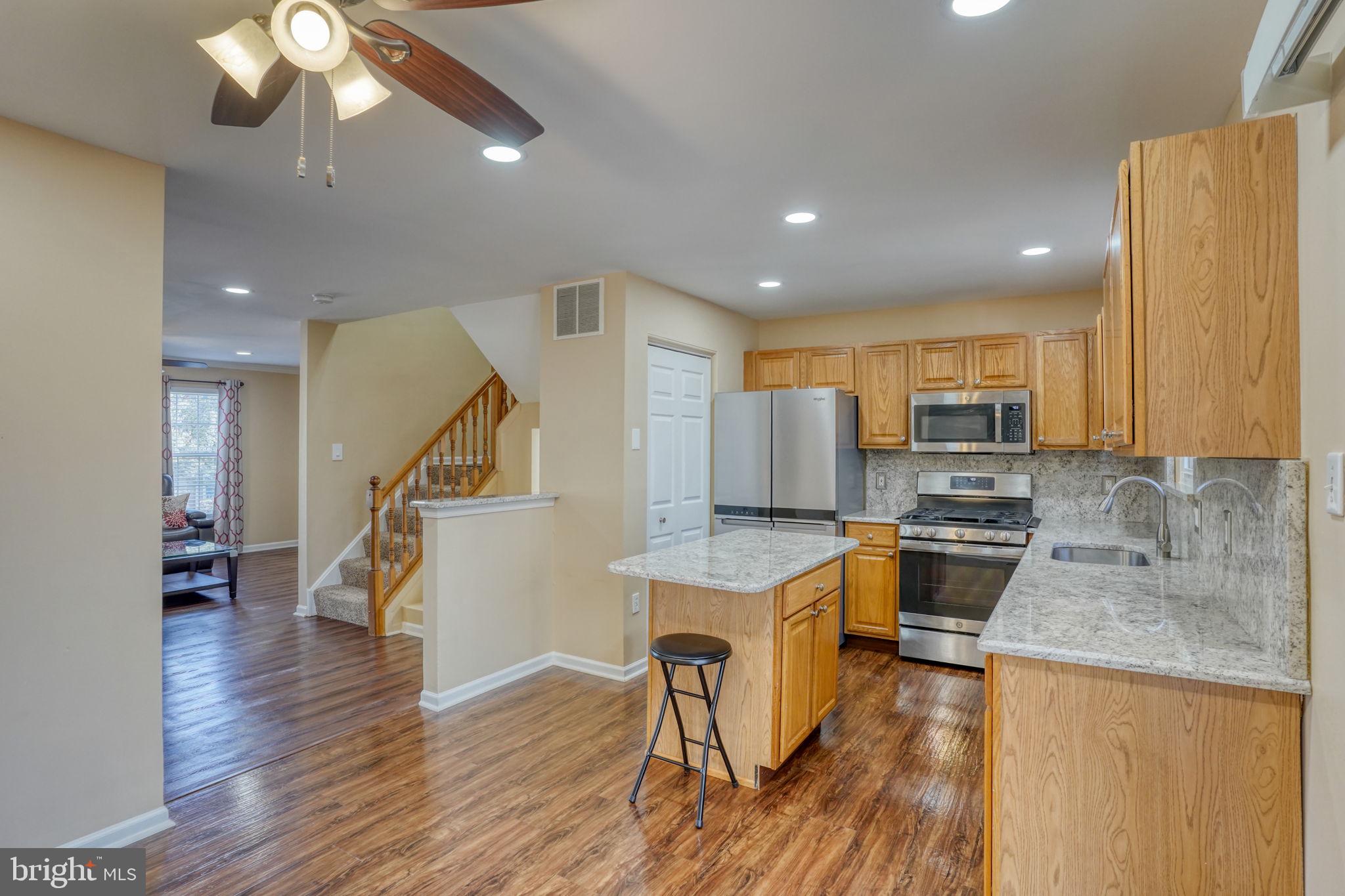 360 N BARRINGTON COURT