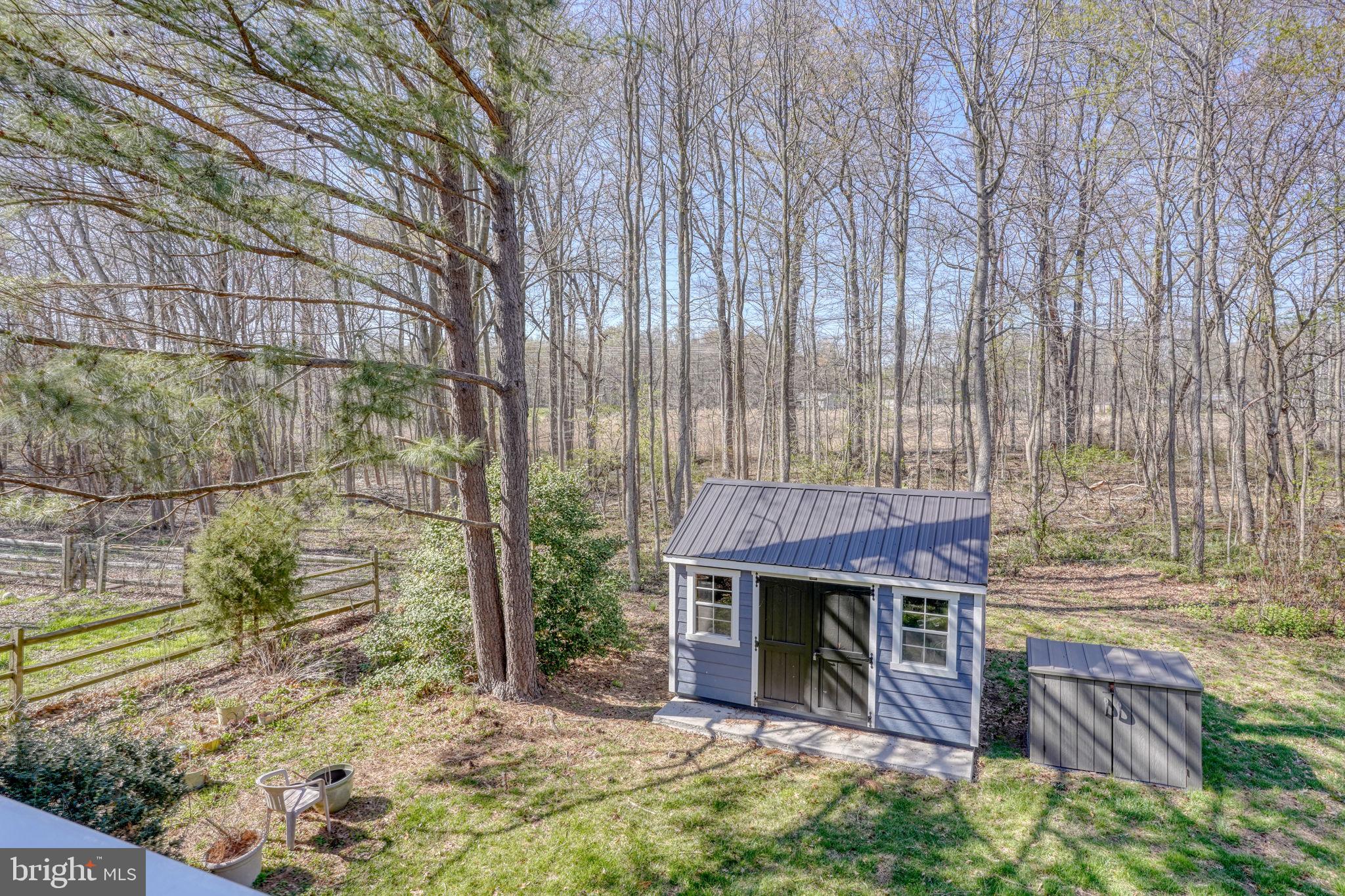 360 N BARRINGTON COURT