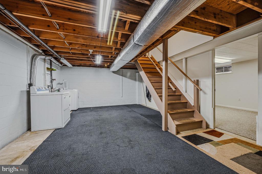 90 CANZONET DRIVE