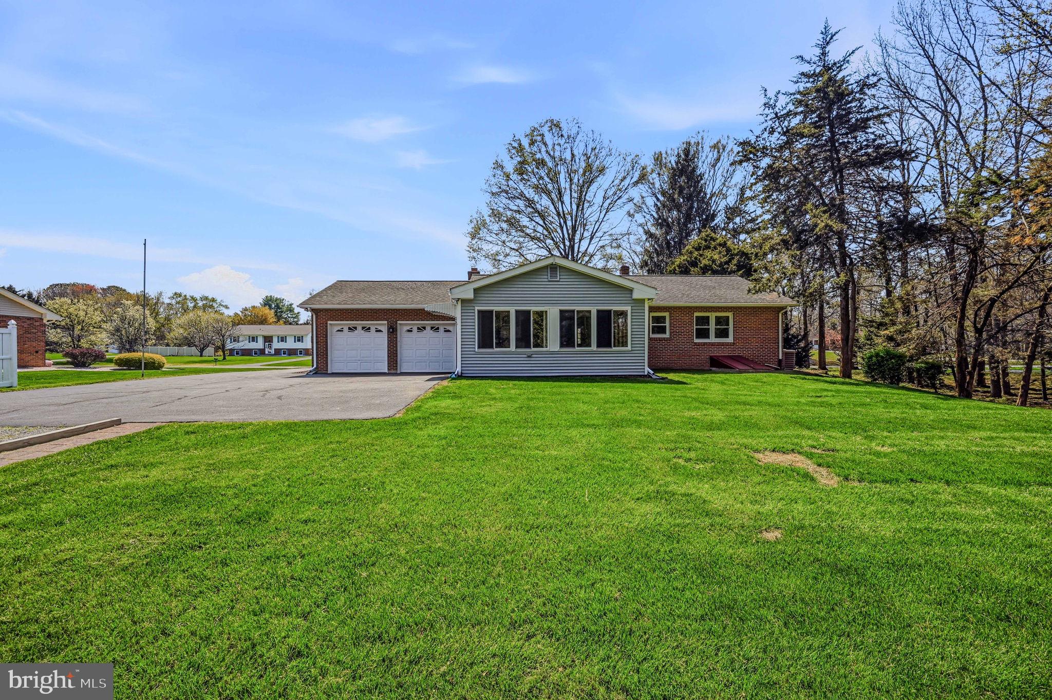 90 CANZONET DRIVE