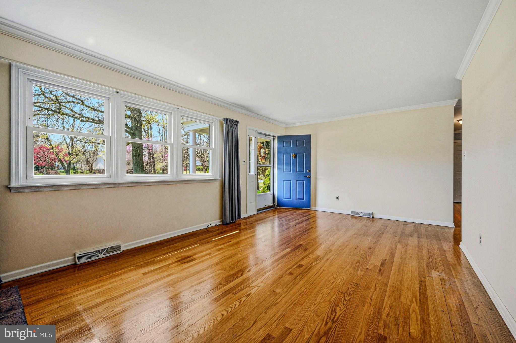 90 CANZONET DRIVE