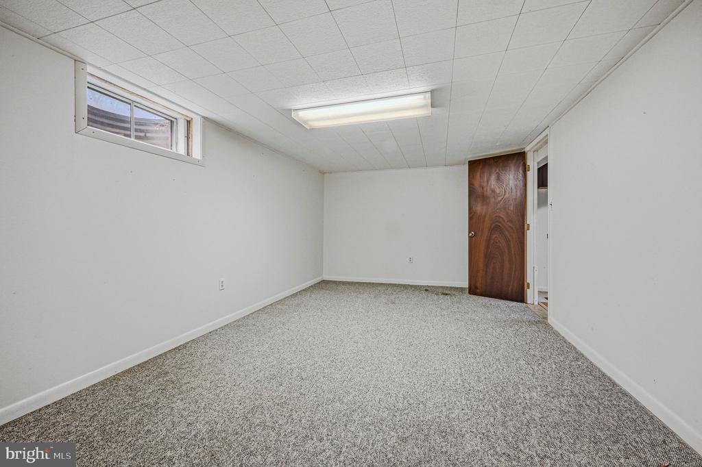 90 CANZONET DRIVE